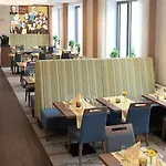 Ringhotel Loew's Merkur 4*