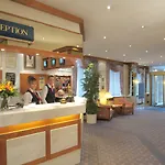 Ringhotel Loew's Merkur Hotel