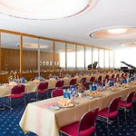 Ringhotel Loew's Merkur 4*