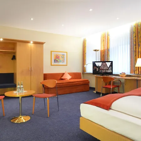 Hotel Ringhotel Loew's Merkur 4*