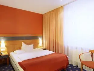 Ringhotel Loew's Merkur Отель