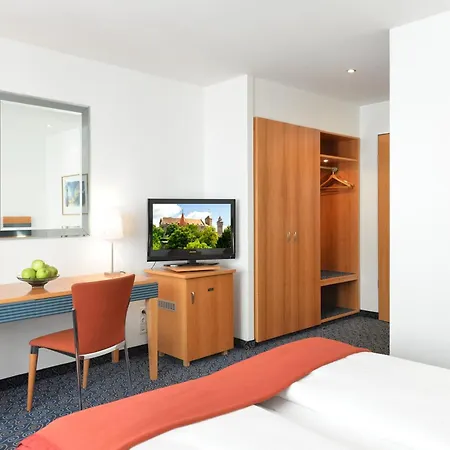 Ringhotel Loew's Merkur Norimberga