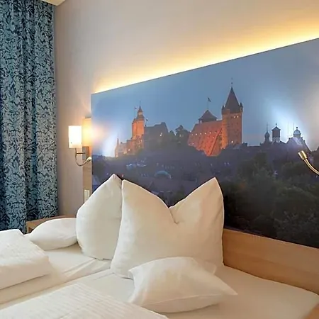 Ringhotel Loew's Merkur 4* Nuremberga