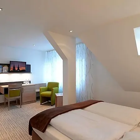 Hotel Ringhotel Loew's Merkur Nuremberga