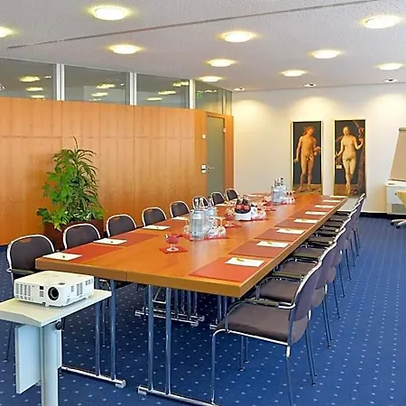 Hotel Ringhotel Loew's Merkur 4*