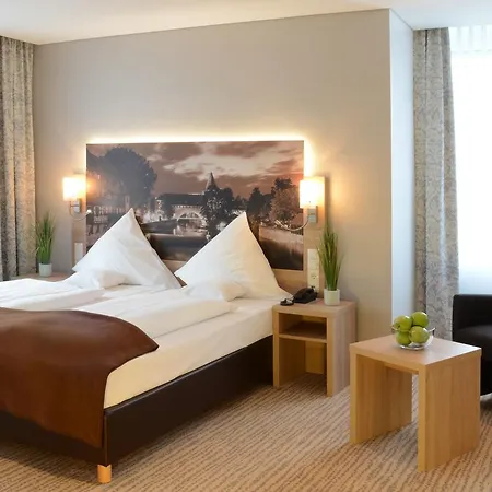 Hotel Ringhotel Loew's Merkur 4*