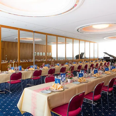 Ringhotel Loew's Merkur 4*