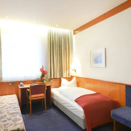 Отель Ringhotel Loew's Merkur