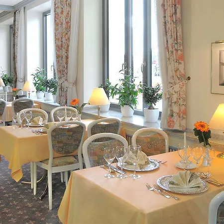 Hotel Ringhotel Loew's Merkur